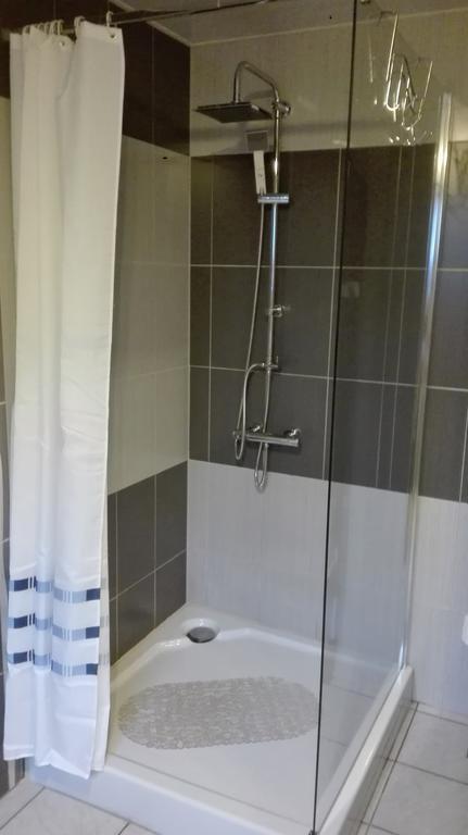 Aux Doux Reves Apartment Provedroux Ngoại thất bức ảnh